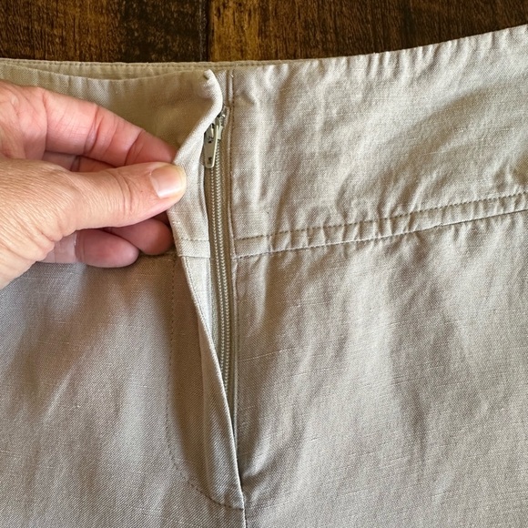 Eileen Fisher | Beige Mid-Rise Wide Leg Pants, Size XS - Picture 5 of 8